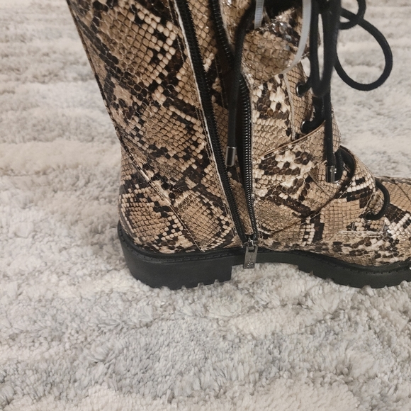 Jessica Simpson snake combat with boots 8 M - Picture 5 of 8